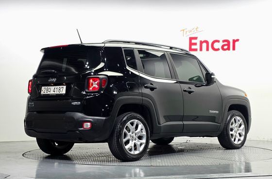 Jeep Renegade 2.0 Diesel Longitude AWD — пробег 71 336 км — фото 2 из 5
