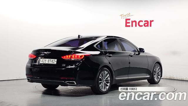 Hyundai Genesis из Кореи Encar