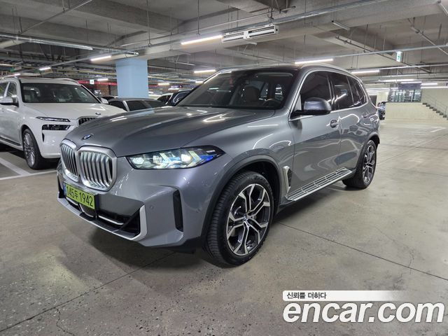 BMW X5 xDrive 40i xLine — пробег 11 758 км — фото 1 из 5