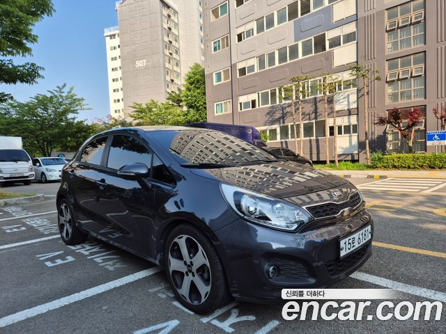 Kia pride 1.6 GDI Hatchback Prestige — пробег 108 996 км — фото 1 из 5