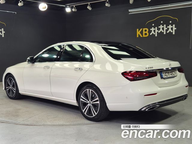 Mercedes-Benz E-Class из Кореи Encar