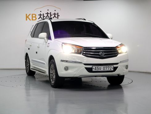 Ssangyong KORANDO 4WD Extreme 9-seater — пробег 187 411 км — фото 2 из 5
