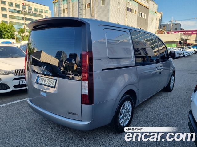Hyundai Staria из Кореи Encar