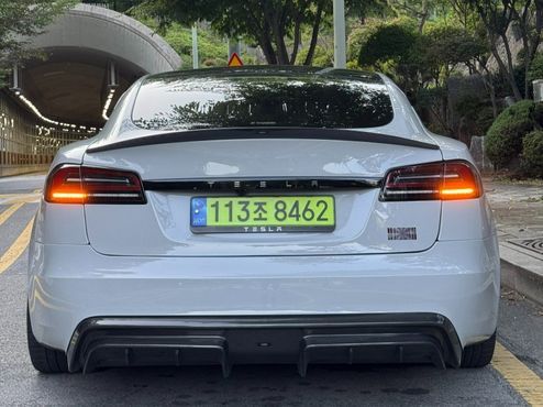 Tesla Model S Plaid — пробег 23 000 км — фото 3 из 5