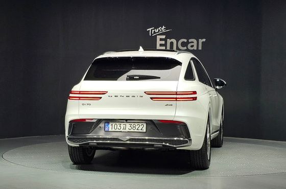 Genesis GV70 2.5T Gasoline AWD — пробег 19 184 км — фото 4 из 5