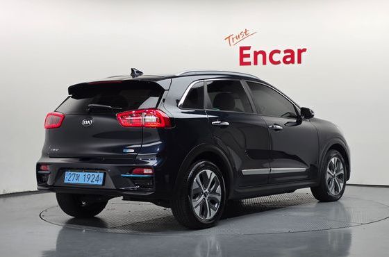 Kia Niro Noblesse — пробег 88 166 км — фото 2 из 5