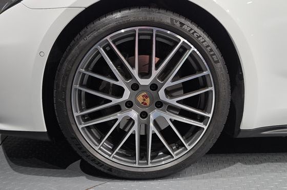 Porsche Panamera 2.9 AWD — пробег 3 909 км — фото 5 из 5