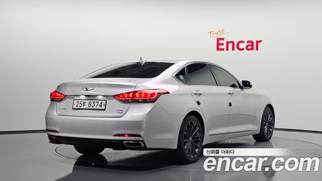 Hyundai Genesis из Кореи Encar