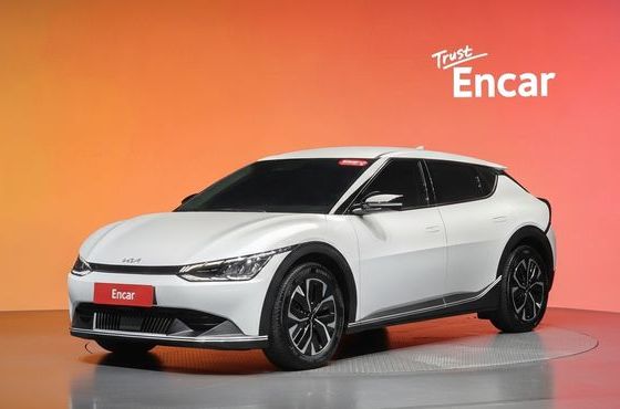 Kia EV6 Standard Light — пробег 44 228 км — фото 1 из 5