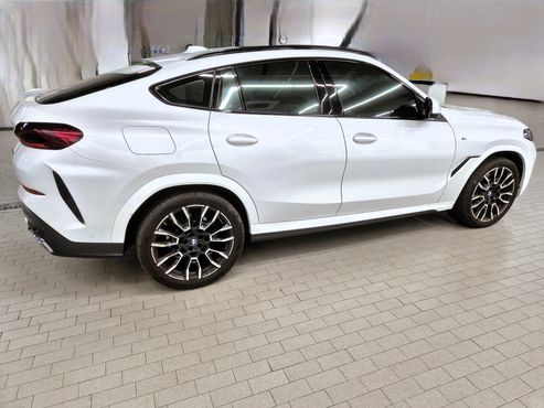 BMW X6 xDrive40i M Sport — пробег 16 961 км — фото 5 из 5