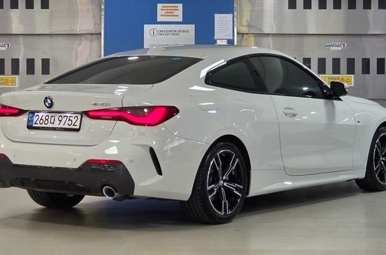 BMW 4-Series 420i M Sport Performance Coupe — пробег 10 054 км — фото 3 из 5