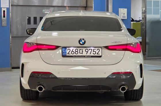 BMW 4-Series 420i M Sport Performance Coupe — пробег 10 054 км — фото 4 из 5