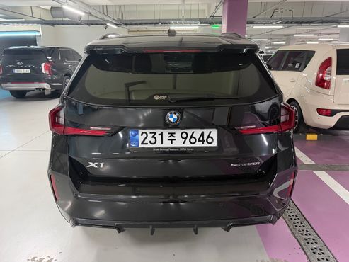 BMW X1 sDrive 20i M Sport — пробег 19 853 км — фото 4 из 5