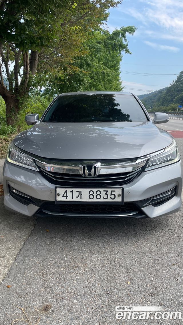 Honda Accord 2.0 Hybrid 9th — пробег 213 110 км — фото 3 из 5