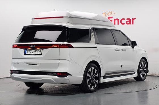 Kia Carnival Diesel 9-Seater Hi-Limousine(Special Vehicle) — пробег 34 950 км — фото 2 из 5
