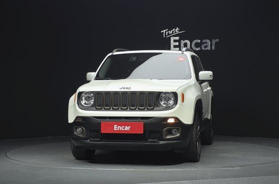 Jeep Renegade 2.0 Diesel 75th Special Edition AWD — пробег 166 913 км — фото 3 из 5
