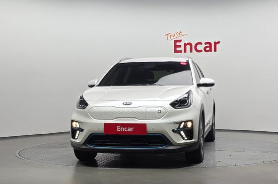 Kia Niro Noblesse — пробег 67 651 км — фото 3 из 5