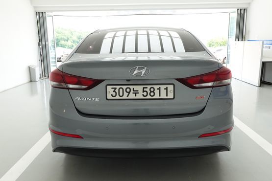 Hyundai AVANTE 1.6 GDI Value Plus — пробег 128 190 км — фото 4 из 5