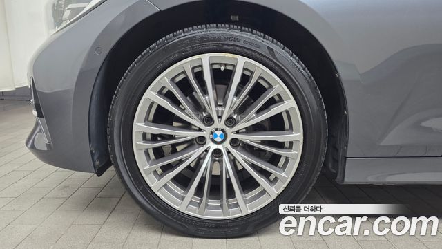 BMW 3-Series из Кореи Encar