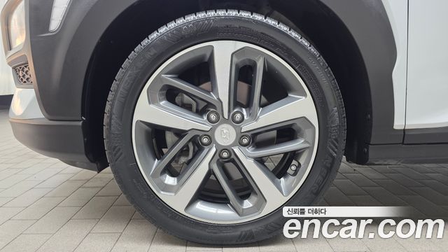 Hyundai Kona из Кореи Encar