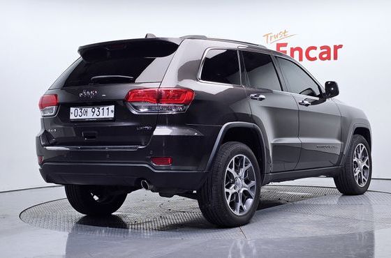 Jeep Cherokee 3.6 Limited WK2 — пробег 94 349 км — фото 2 из 5