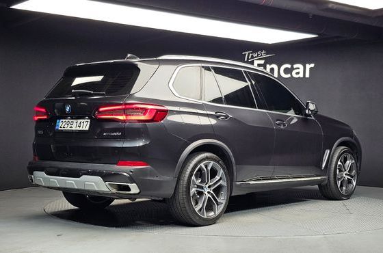 BMW X5 xDrive 30d xLine — пробег 67 783 км — фото 2 из 5