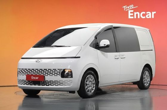 Hyundai Staria Cargo 5-Seater Modern — пробег 110 686 км — фото 1 из 5