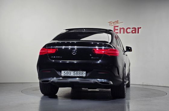 Mercedes-Benz GLE-Class GLE350 d 4MATIC Coupe — пробег 29 952 км — фото 4 из 5