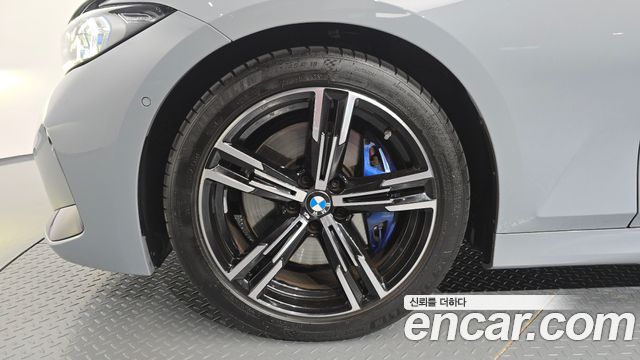 BMW 3-Series из Кореи Encar