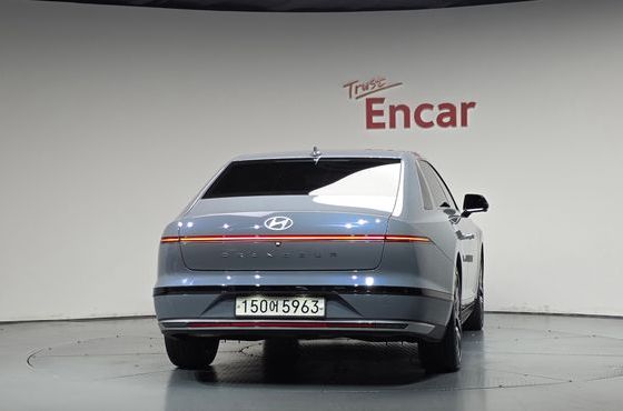 Hyundai Grandeur Premium — пробег 92 178 км — фото 4 из 5
