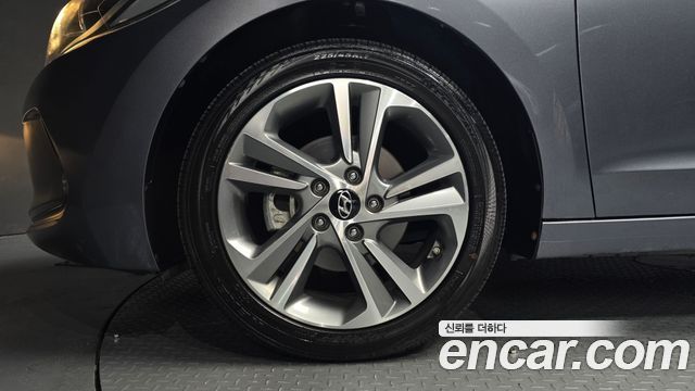 Hyundai AVANTE из Кореи Encar