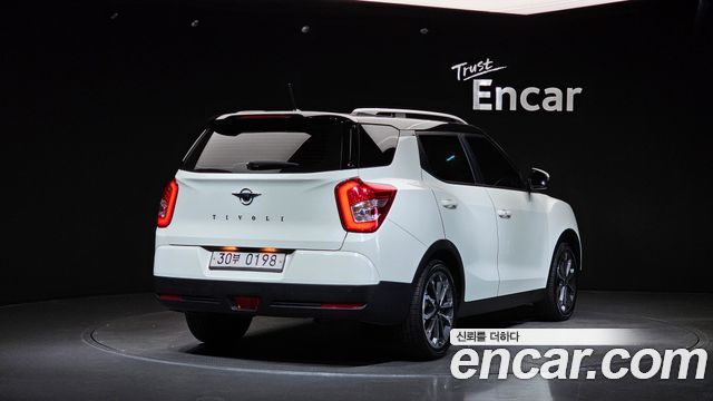 Ssangyong TIBOLI из Кореи Encar