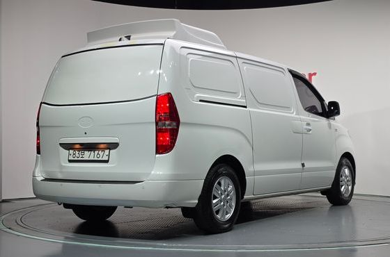 Hyundai Starex Freezer car — пробег 264 042 км — фото 2 из 5