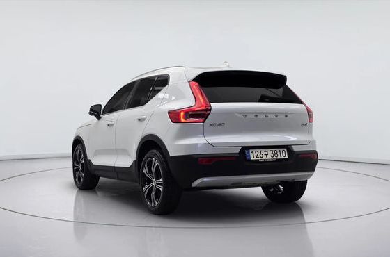 Volvo XC40 B4 Inscription — пробег 16 531 км — фото 4 из 5