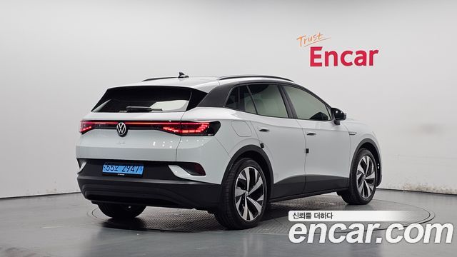 Volkswagen ID.4 Pro — пробег 23 800 км — фото 2 из 5