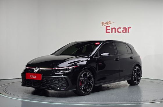 Volkswagen Golf 2.0 GTI — пробег 2 270 км — фото 1 из 5