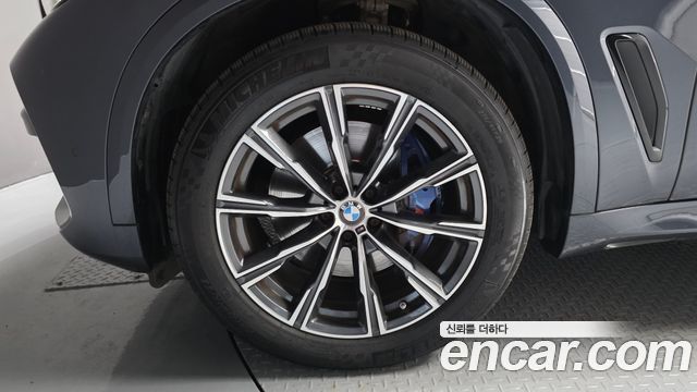 BMW X5 xDrive 30d M Sport — пробег 115 938 км — фото 5 из 5