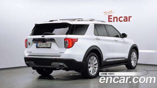 Ford Explorer 2.3 LimIted 4WD — пробег 59 008 км — фото 2 из 5