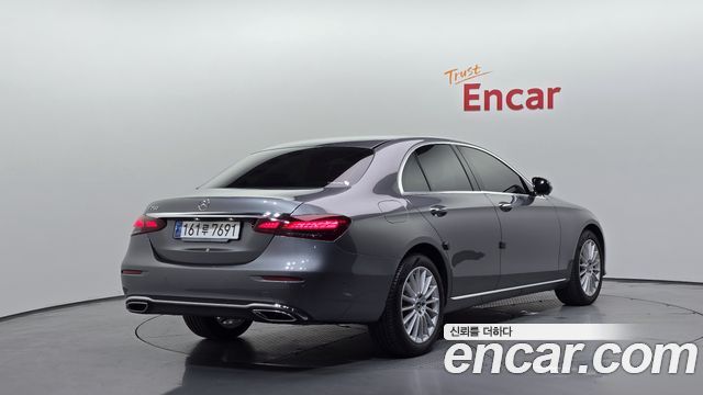Mercedes-Benz E-Class из Кореи Encar