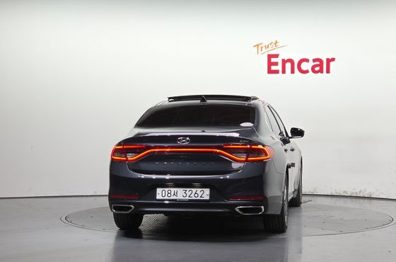 Hyundai Grandeur 2.2 Diesel Premium — пробег 74 463 км — фото 4 из 5