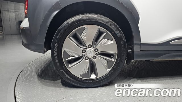Hyundai Kona из Кореи Encar