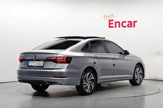 Volkswagen Jetta 1.4 TSI Prestige — пробег 33 266 км — фото 2 из 5