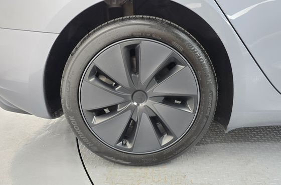 Tesla Model 3 RWD — пробег 27 233 км — фото 5 из 5