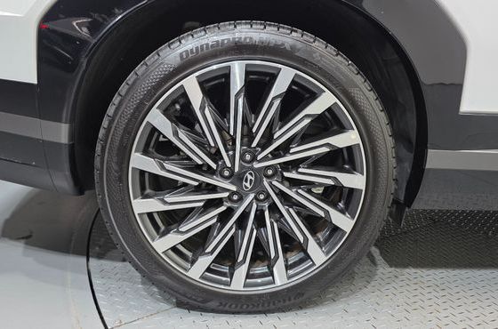 Hyundai Santafe Gasoline 2.5T 2WD Calligraphy — пробег 24 100 км — фото 5 из 5