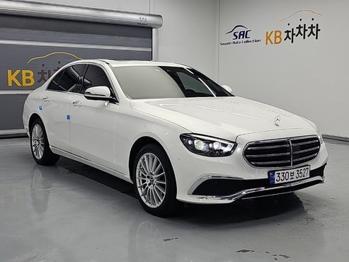 Mercedes-Benz E-Class E220d 4MATIC Exclusive — пробег 47 469 км — фото 4 из 5