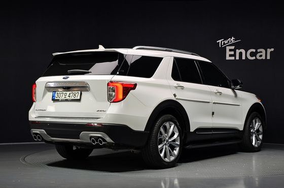 Ford Explorer 3.0 Platinum 4WD — пробег 40 639 км — фото 2 из 5