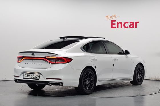 Hyundai Grandeur Exclusive Special — пробег 67 433 км — фото 2 из 5