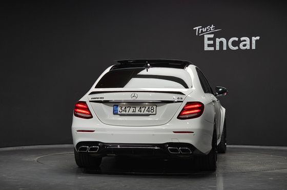 Mercedes-Benz E-Class E63 AMG 4MATIC+ — пробег 138 079 км — фото 4 из 5