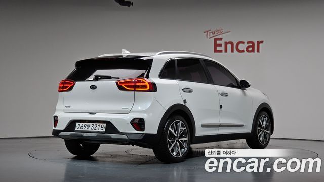 Kia Niro 1.6 HEV Noblesse Special — пробег 33 584 км — фото 2 из 5