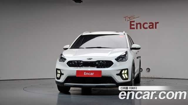 Kia Niro 1.6 HEV Noblesse Special — пробег 33 584 км — фото 3 из 5